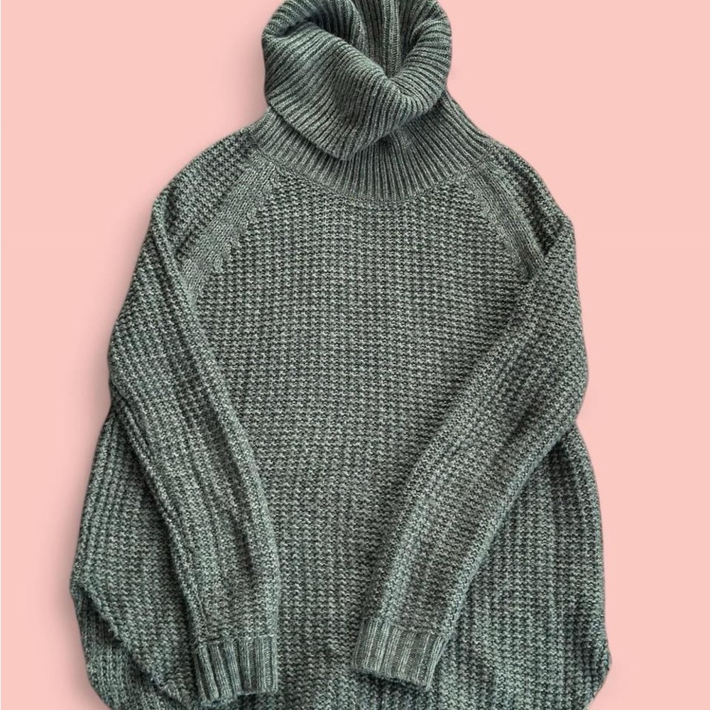 Women's Green Turtleneck Sweater